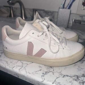 Veja Women's Cream and Pink Sneakers